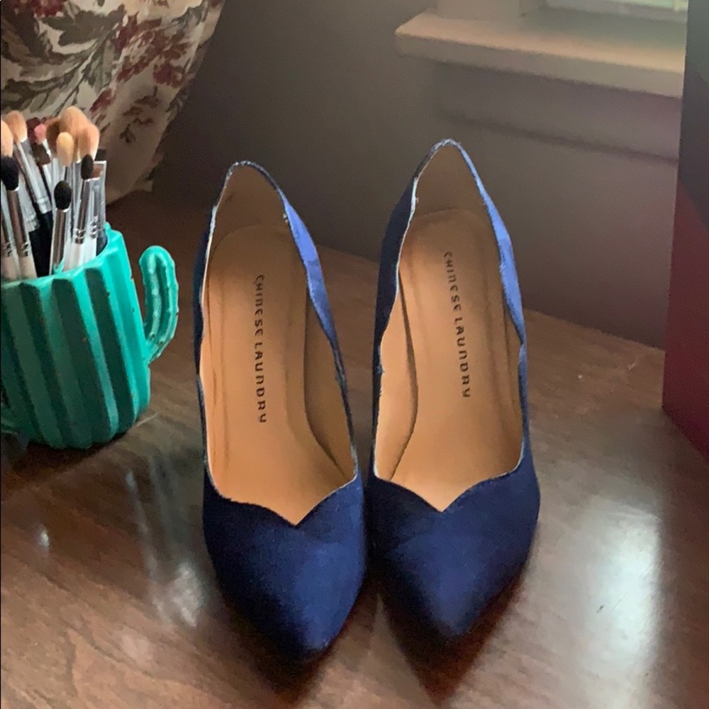 Deep blue Chinese laundry high heels